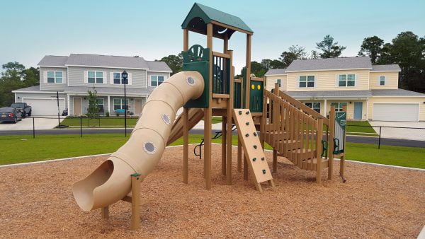 Warren Moderately Priced Playset with Lots of Features